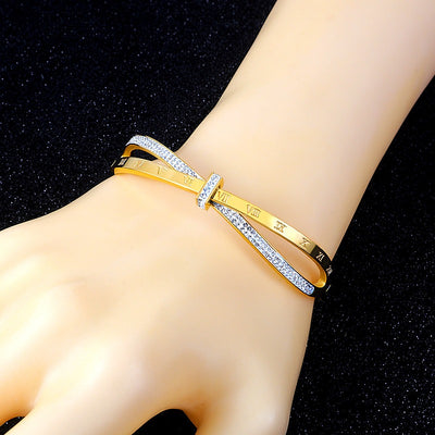 Criss-cross bracelet