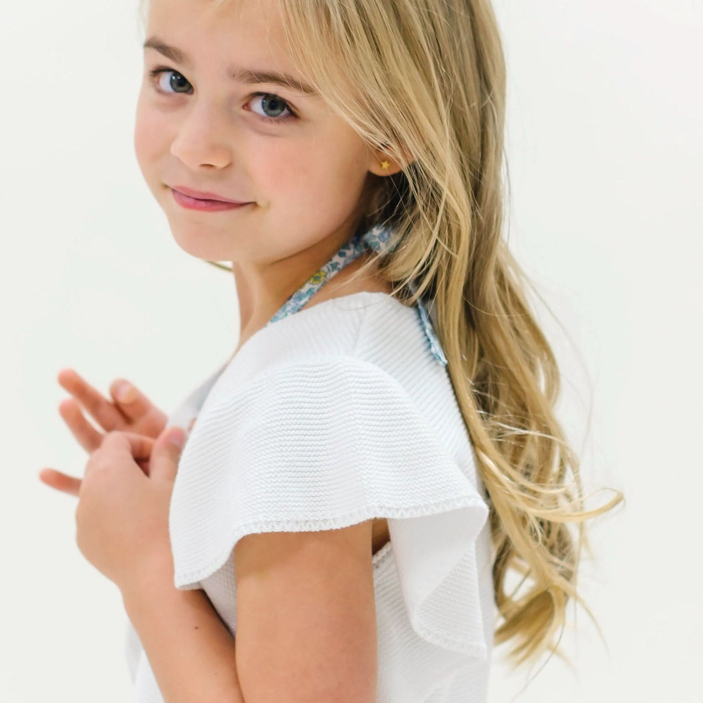 Ruffle Sleeve Sweater Vest