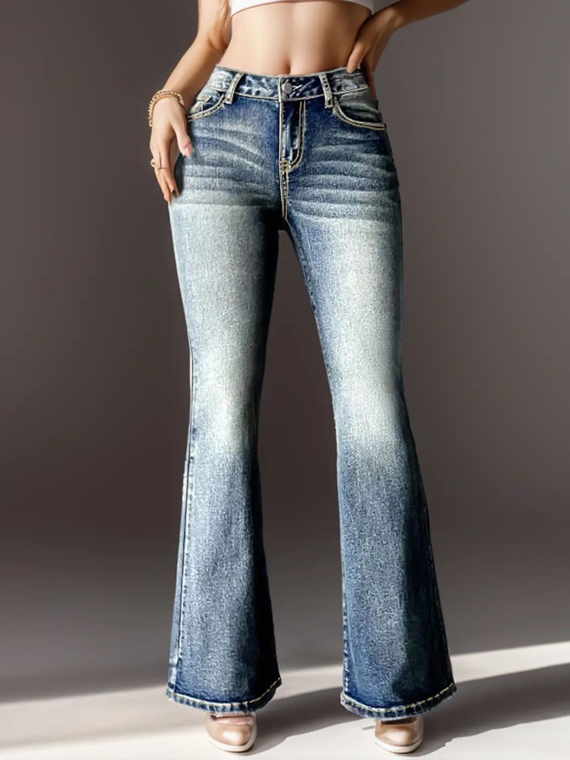 Women’s Vintage Bootcut Jeans