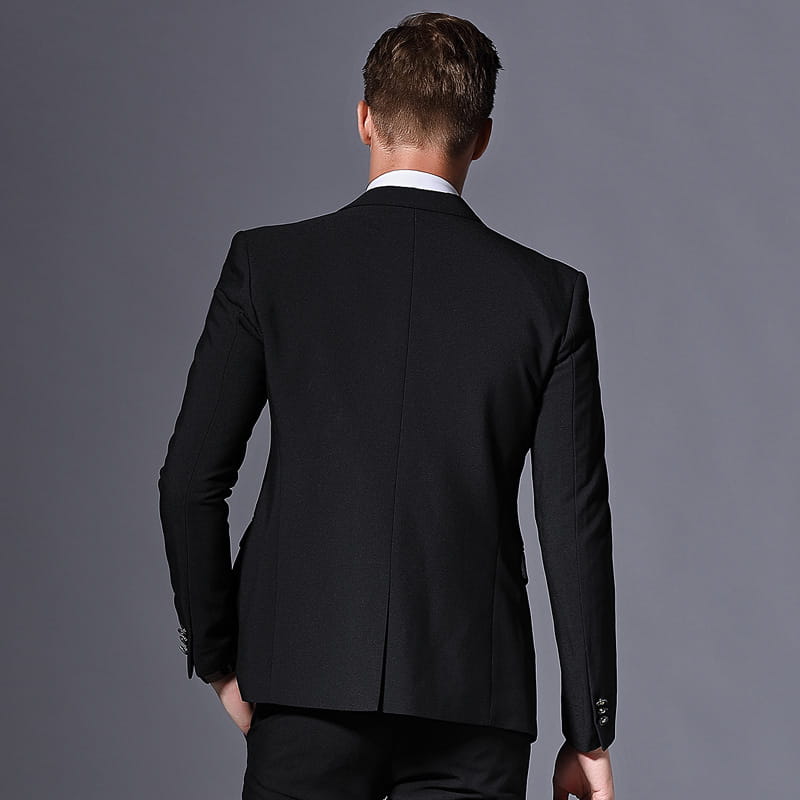 Classic Men’s Suit