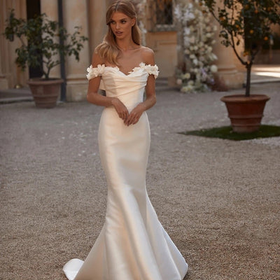 Mermaid Wedding Dress With Detachable Train
