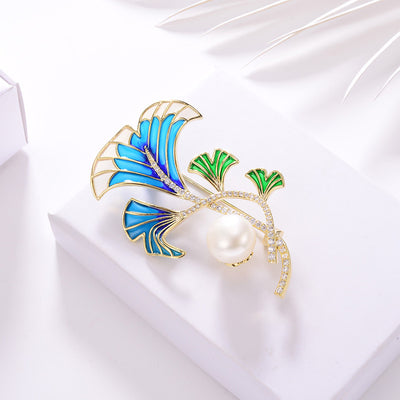 Multi-Leaf Pearl Brooch