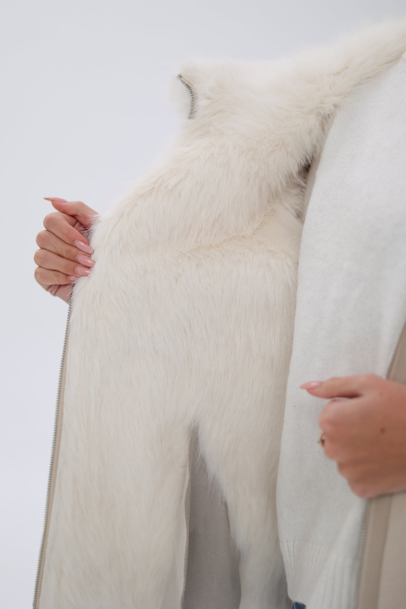 ⇆ Reversible Hooded Wool Blend Jacket