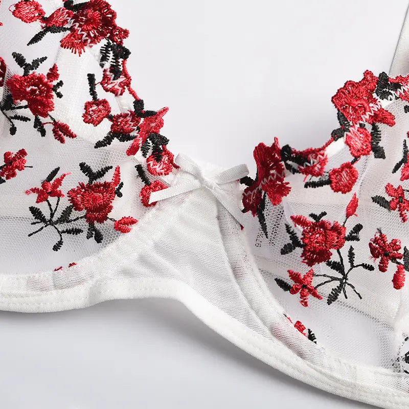 Two Piece Floral Embroidery Stretch Lingerie Set
