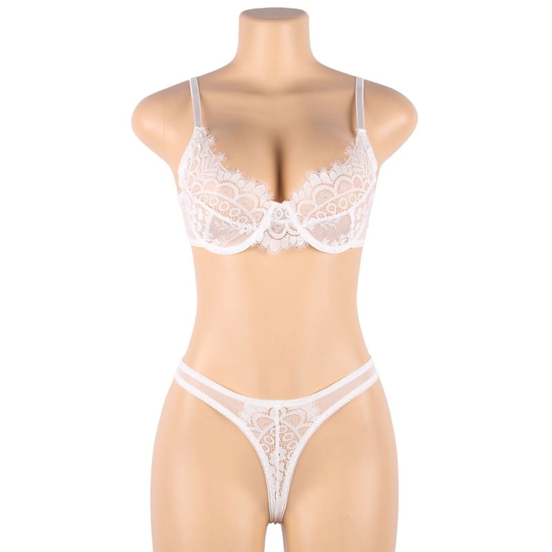 Eye Catcher Bra Set